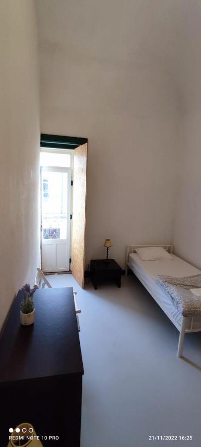 Hostel Raymundo ايفورا المظهر الخارجي الصورة