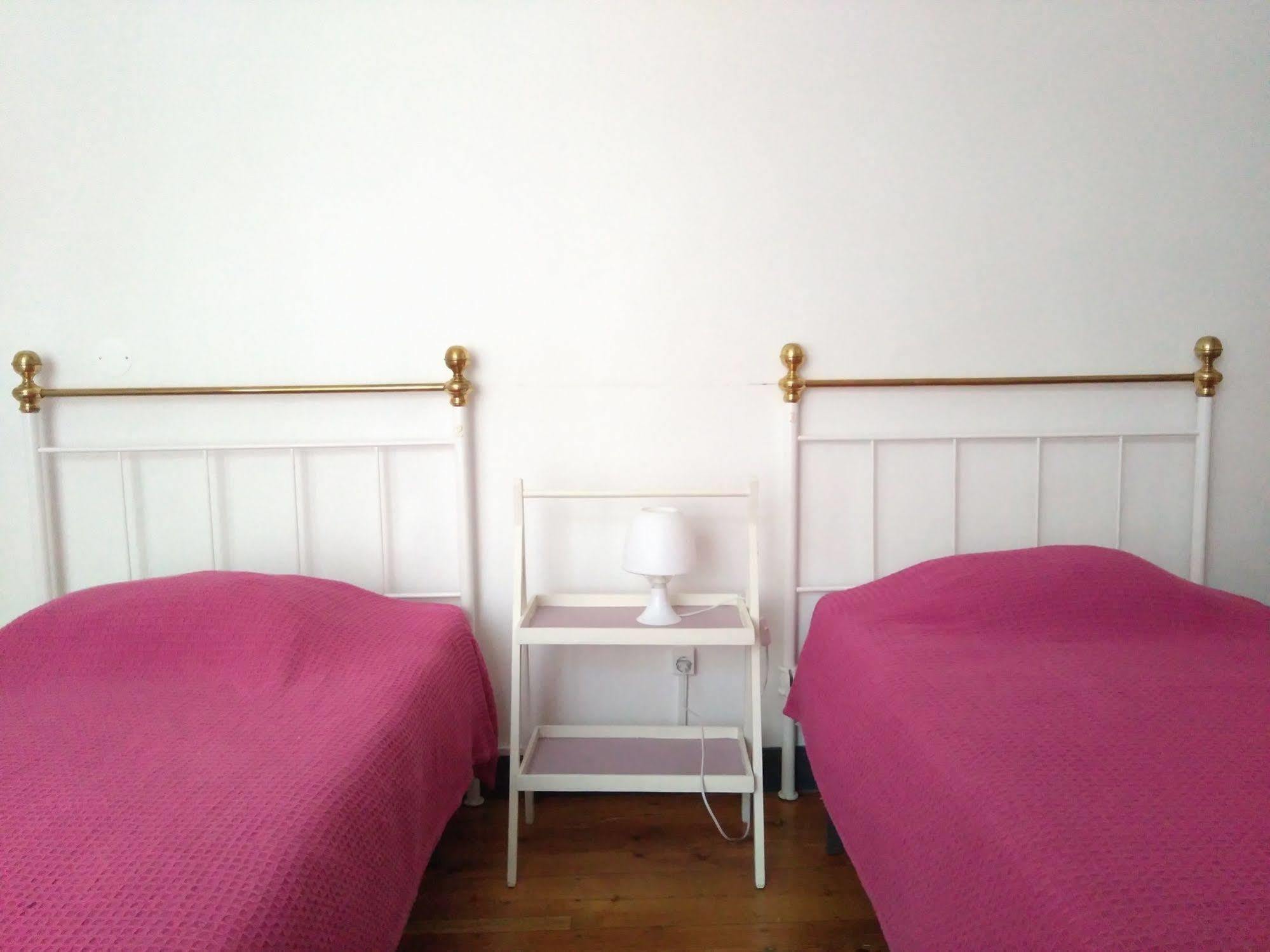 Hostel Raymundo ايفورا المظهر الخارجي الصورة