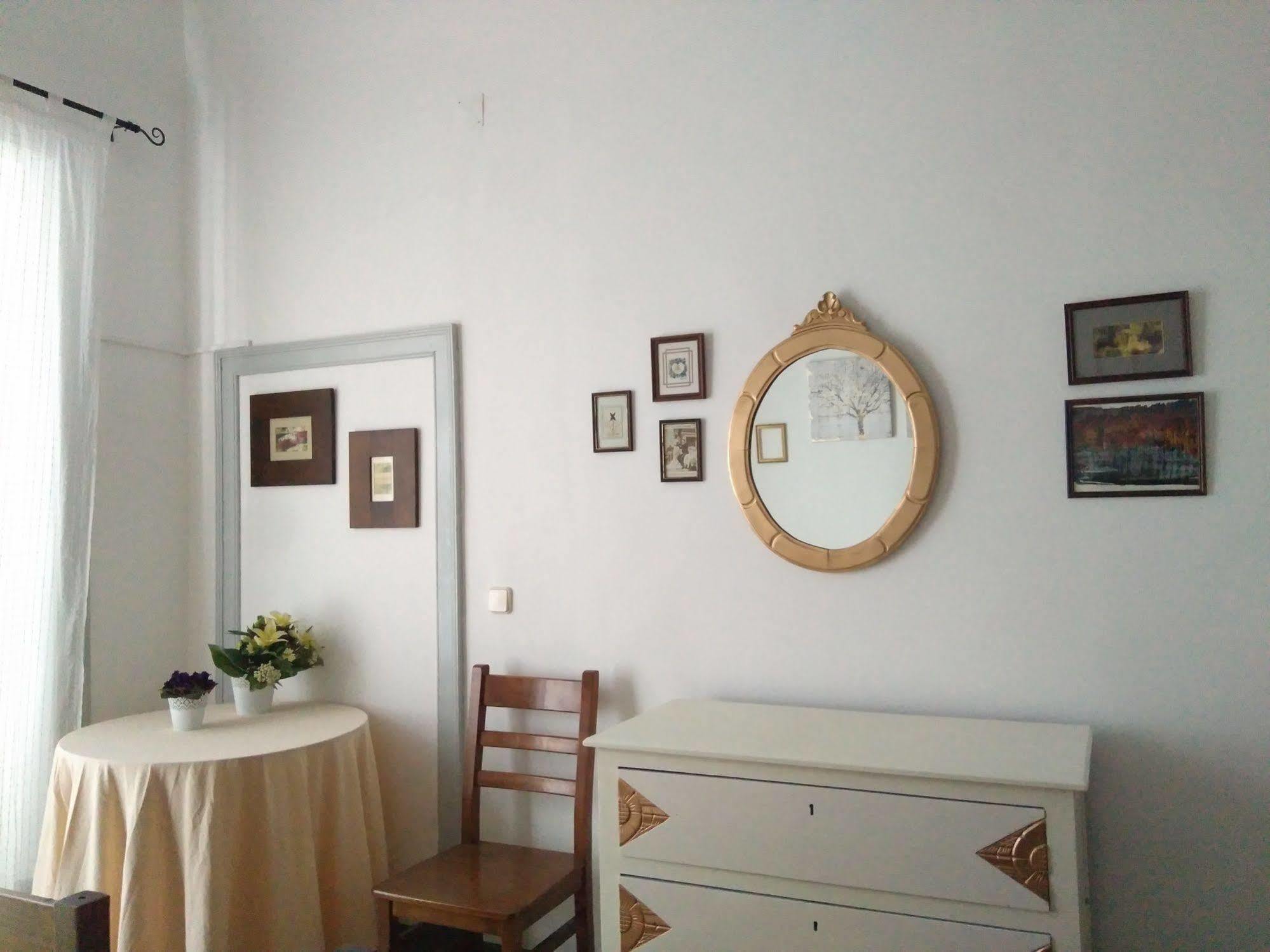 Hostel Raymundo ايفورا المظهر الخارجي الصورة