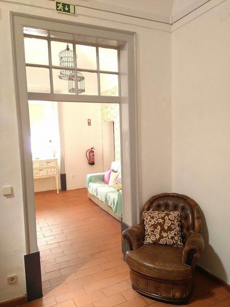 Hostel Raymundo ايفورا المظهر الخارجي الصورة
